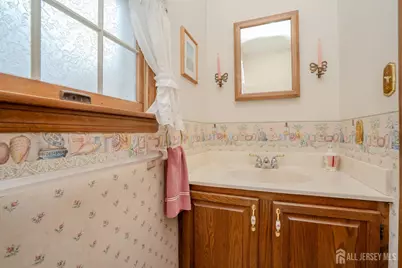 15 Lynn Court, North Brunswick Township, NJ 08902 - Photo 16