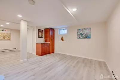 41 W Calvert Avenue, Edison, NJ 08820 - Photo 40