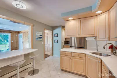 41 W Calvert Avenue, Edison, NJ 08820 - Photo 26