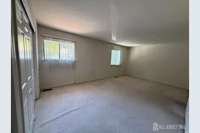 12 Sunflower Court, Edison, NJ 08820 - Photo 10