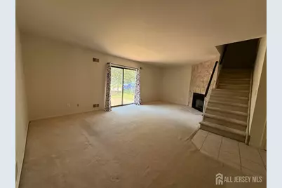 12 Sunflower Court, Edison, NJ 08820 - Photo 4