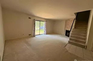 12 Sunflower Ct, Edison, NJ 08820 - Photo 4