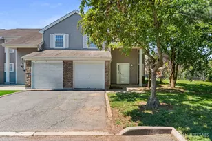 10 Starlight Ct, New Brunswick, NJ 08901 - Photo 1
