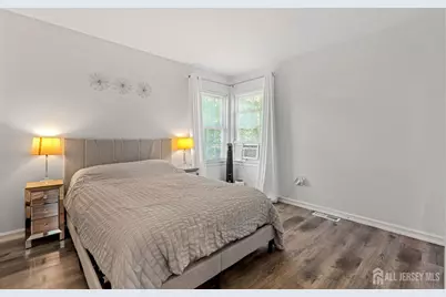 10 Starlight Court, New Brunswick, NJ 08901 - Photo 16