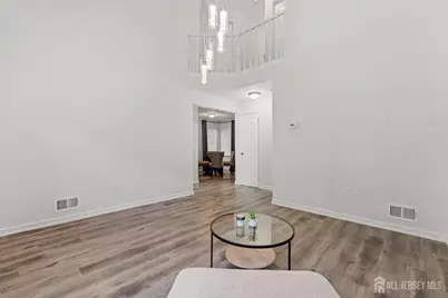 10 Starlight Court, New Brunswick, NJ 08901 - Photo 12
