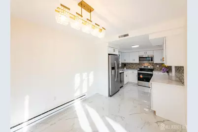 461-B Revere Way, Monroe Township, NJ 08831 - Photo 8