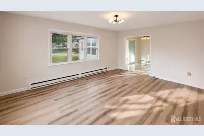 461-B Revere Way, Monroe Township, NJ 08831 - Photo 4