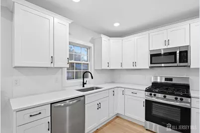 48 5 Th Street, Fords, NJ 08863 - Photo 6