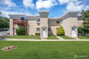 13 Lake Ave, East Brunswick Township, NJ 08816 - Photo 4