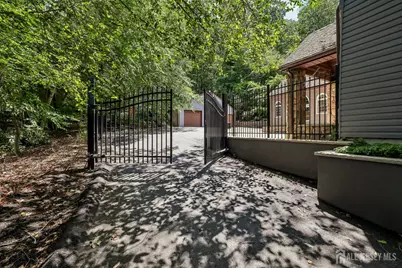 827 Holmdel Road, Holmdel, NJ 07733 - Photo 28