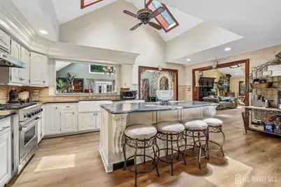 827 Holmdel Road, Holmdel, NJ 07733 - Photo 10