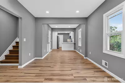 16 Gordon Street, Aberdeen Township, NJ 07721 - Photo 4