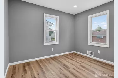 16 Gordon Street, Aberdeen Township, NJ 07721 - Photo 12
