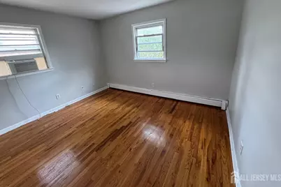 1038 Kingslalnd Lane, Fort Lee, NJ 07024 - Photo 12
