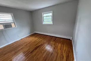 1038 Kingslalnd Ln, Fort Lee, NJ 07024 - Photo 12