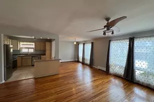 1038 Kingslalnd Ln, Fort Lee, NJ 07024 - Photo 1