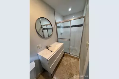 1038 Kingslalnd Lane, Fort Lee, NJ 07024 - Photo 16