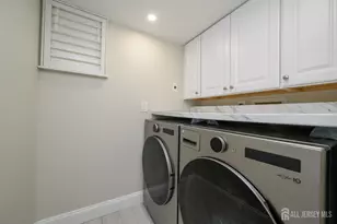 85 Athens Ave, South Amboy, NJ 08879 - Photo 22