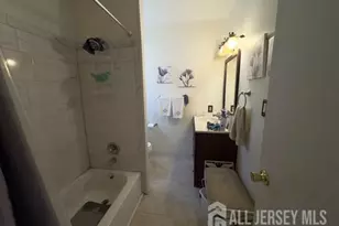 21 Florence Tollgate Pl, Florence, NJ 08518 - Photo 10