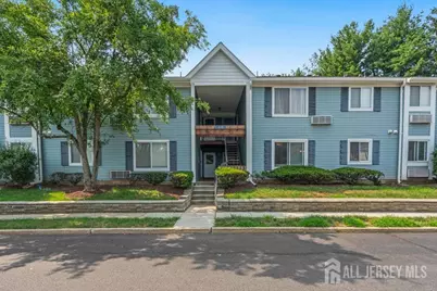 12 Norwich Place, Franklin Township, NJ 08873 - Photo 1