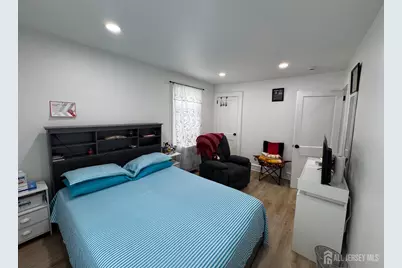 245 Linden Avenue, Irvington, NJ 07111 - Photo 16