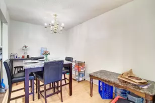 380 Lancaster Ct, Piscataway Township, NJ 08854 - Photo 4