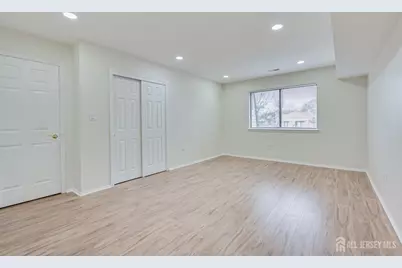 [Address not provided], Edison, NJ 08837 - Photo 22