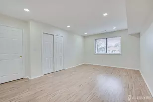 [Address not provided], Edison, NJ 08837 - Photo 22