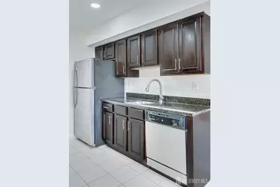 [Address not provided], Edison, NJ 08837 - Photo 10
