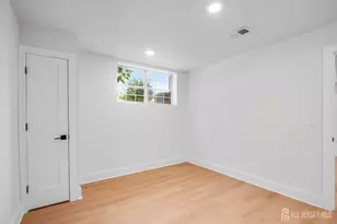 304 College Dr, Edison, NJ 08817 - Photo 12
