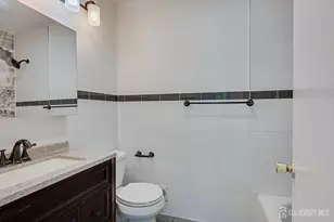 5 Pear Tree Ln, Franklin Township, NJ 08823 - Photo 28