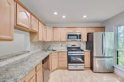 5 Pear Tree Lane, Franklin Township, NJ 08823 - Photo 6