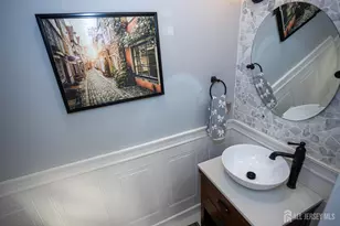 16 Biesiada Ct, Sayreville, NJ 08859 - Photo 18