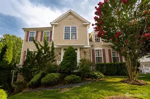 16 Biesiada Ct, Sayreville, NJ 08859 - Photo 1