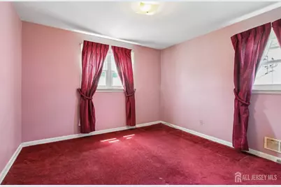 35 Heathcote Avenue, Edison, NJ 08817 - Photo 12