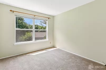 4 Chelsea Drive, Piscataway Township, NJ 08854 - Photo 12