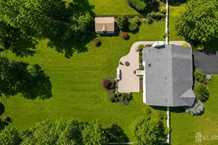 448 Buckingham Dr, Piscataway Township, NJ 08854 - Photo 2