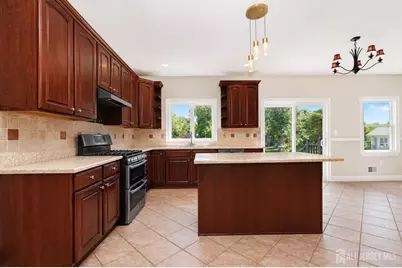 448 Buckingham Drive, Piscataway Township, NJ 08854 - Photo 10
