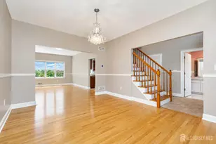 448 Buckingham Dr, Piscataway Township, NJ 08854 - Photo 4