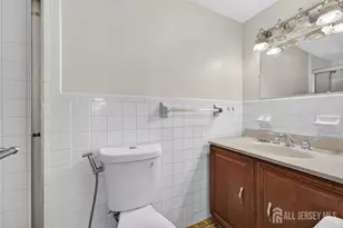 94 Beverly Hl Ter, Woodbridge Township, NJ 07095 - Photo 24