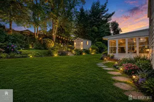 287 Crestwood Dr, Milltown, NJ 08850 - Photo 2