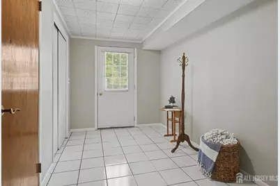 287 Crestwood Drive, Milltown, NJ 08850 - Photo 20