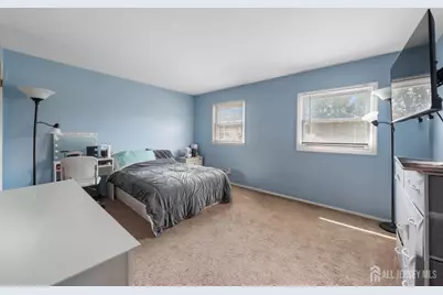25 Hudson Road, East Brunswick Township, NJ 08816 - Photo 10