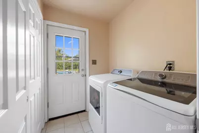 25 Hudson Road, East Brunswick Township, NJ 08816 - Photo 20