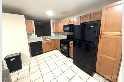 2010 Sandlewood Court, South Brunswick Township, NJ 08852 - Photo 12