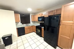 2010 Sandlewood Court, South Brunswick Township, NJ 08852 - Photo 12