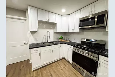 438 Lawrence Street, Burlington City, NJ 08016 - Photo 16