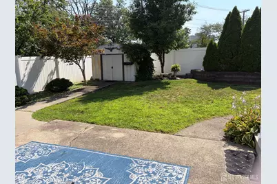 1 Maryknoll Road, Menlo Park Terrace, NJ 08840 - Photo 30