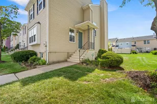 23 Gwizdak Ct, Sayreville, NJ 08872 - Photo 1