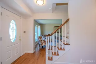 46 Lynn Ct, North Brunswick Township, NJ 08902 - Photo 2